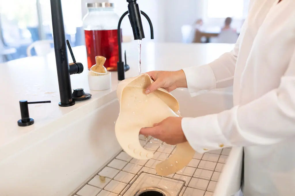 How to clean your silicone dinnerware