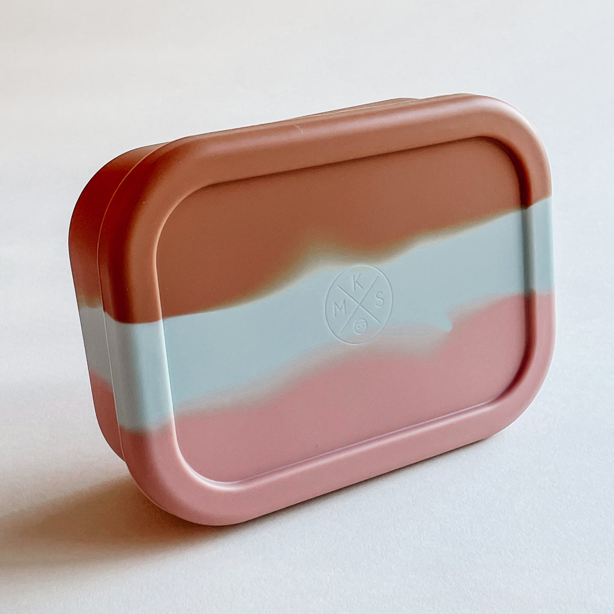 Lunch box in durable bpa free food grade silicone marble effect Sedona terracotta and pink color for kids and adults girls and boys by MKS Miminoo Gilbert Arizona USA  wholesale Faire