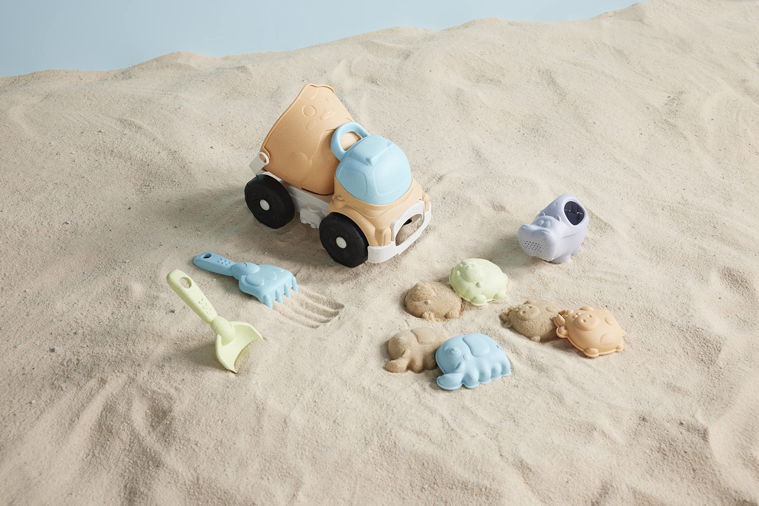Truck Beach Toy Set