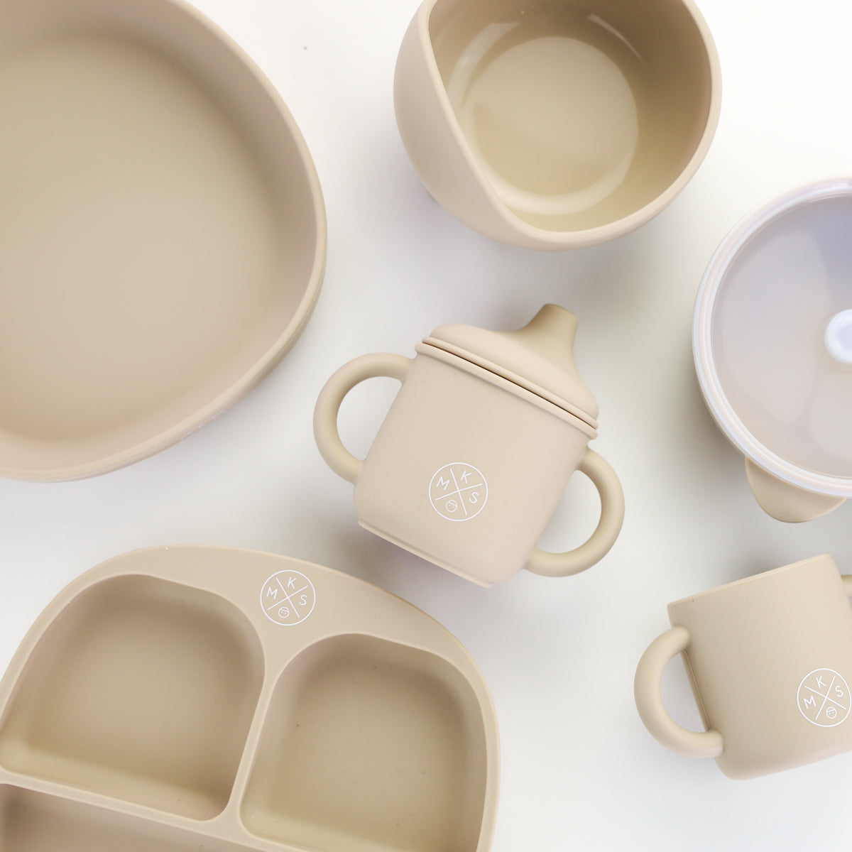 Silicone suction kids plate w/ dividing sections Beige