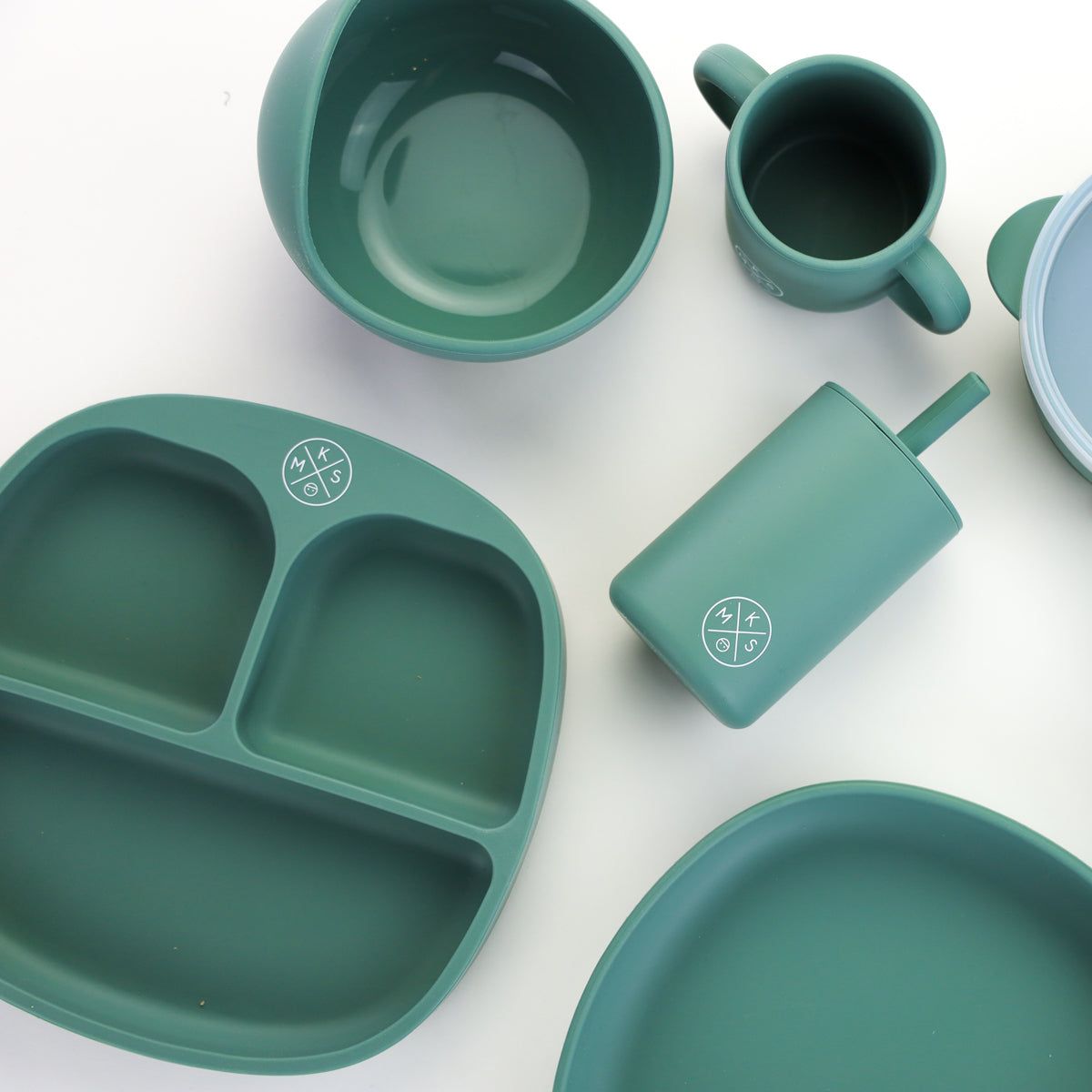 Silicone suction kids plate w/ dividing sections Duck Green