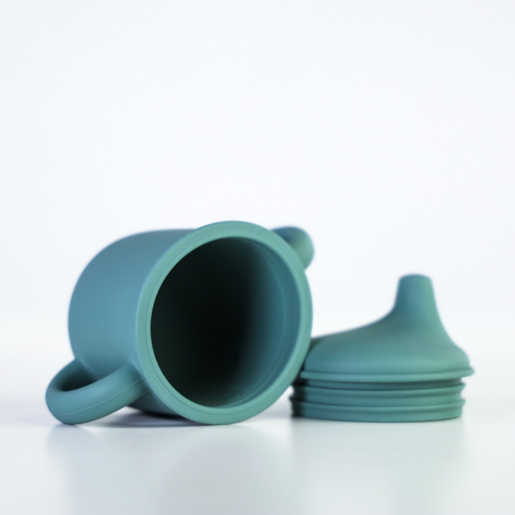 Silicone Sippy Cup with lid and handles Duck
