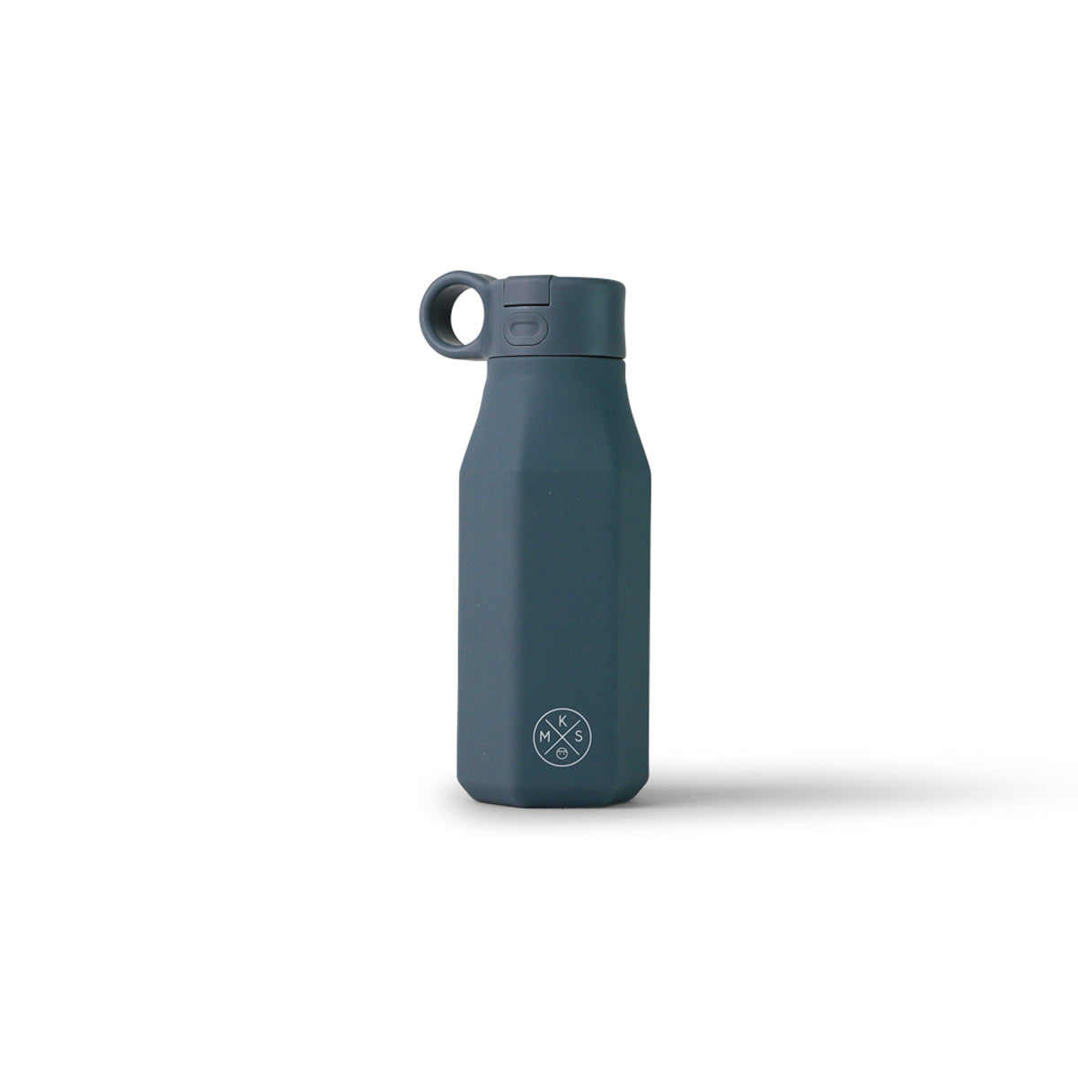 Durable, easy to clean, durable, a perfect on-the-go water bottle in soft matte food grade silicone BPA free with straw lid and handle on the top. Must have at school, while traveling or simply at home. For kids and adults. MKS Miminoo Arizona USA Brand. 13 colors. Wholesale Faire. Charcoal grey for boys and girls.