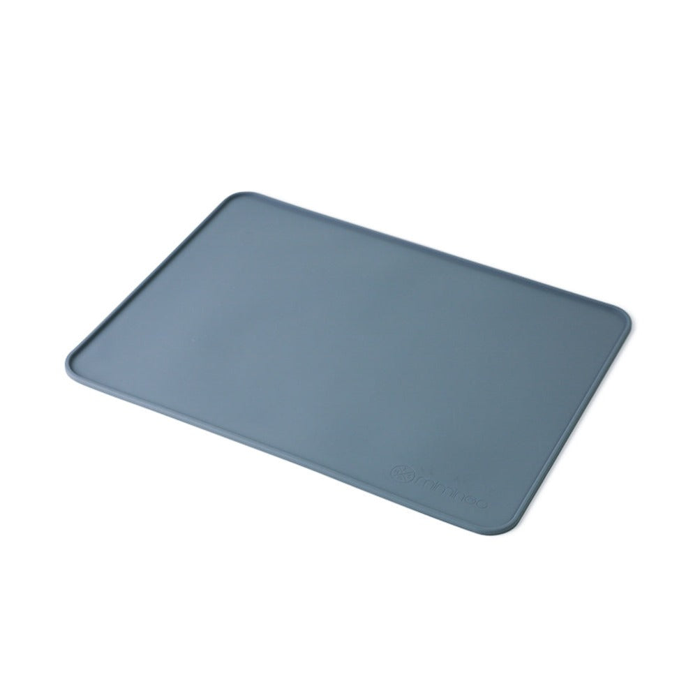 silicone placemat is easy to clean, non-sticky, and ideal for crafting, dining, pets food, and play. For kids and adults. Home lifestyle and dinnerware. mks miminoo usa brand Charcoal grey for kids boys and girls