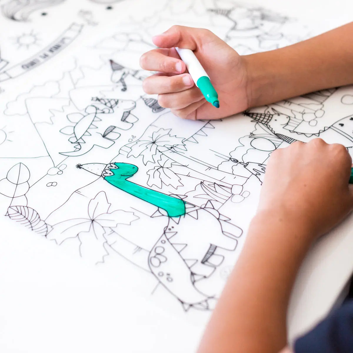 Silicone Reusable Coloring Mat & Markers Set - Dinos Party - MKS Miminoo