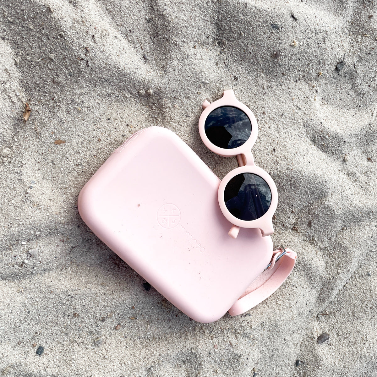 Silicone Waterproof Multipurpose Purse & Sunglasses Case Blush Pink
