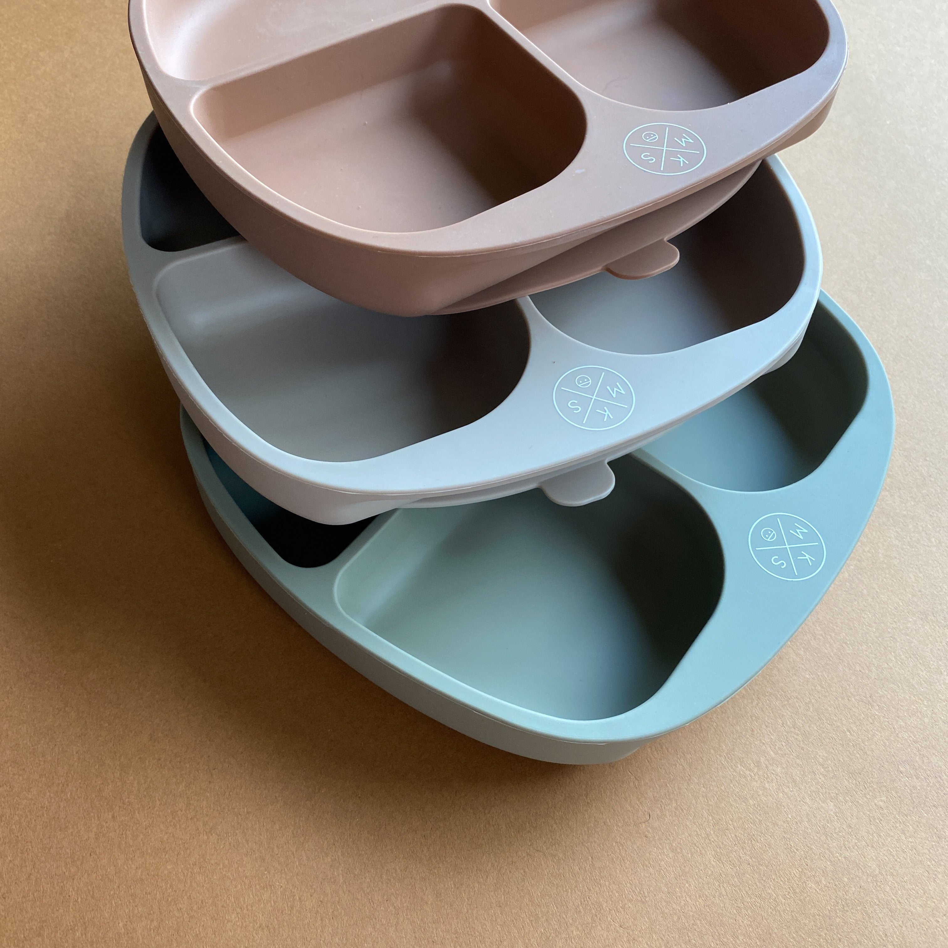 Silicone Suction Plates with Lids